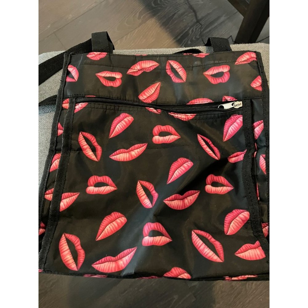 Black Handbag with Lip Prints